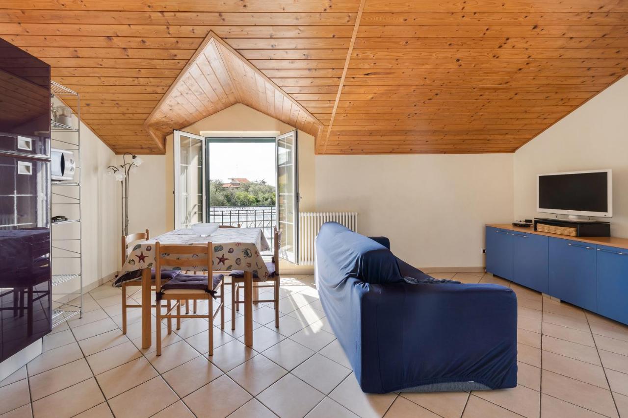 La Casa Di Lady Apartman Ceriale Kültér fotó