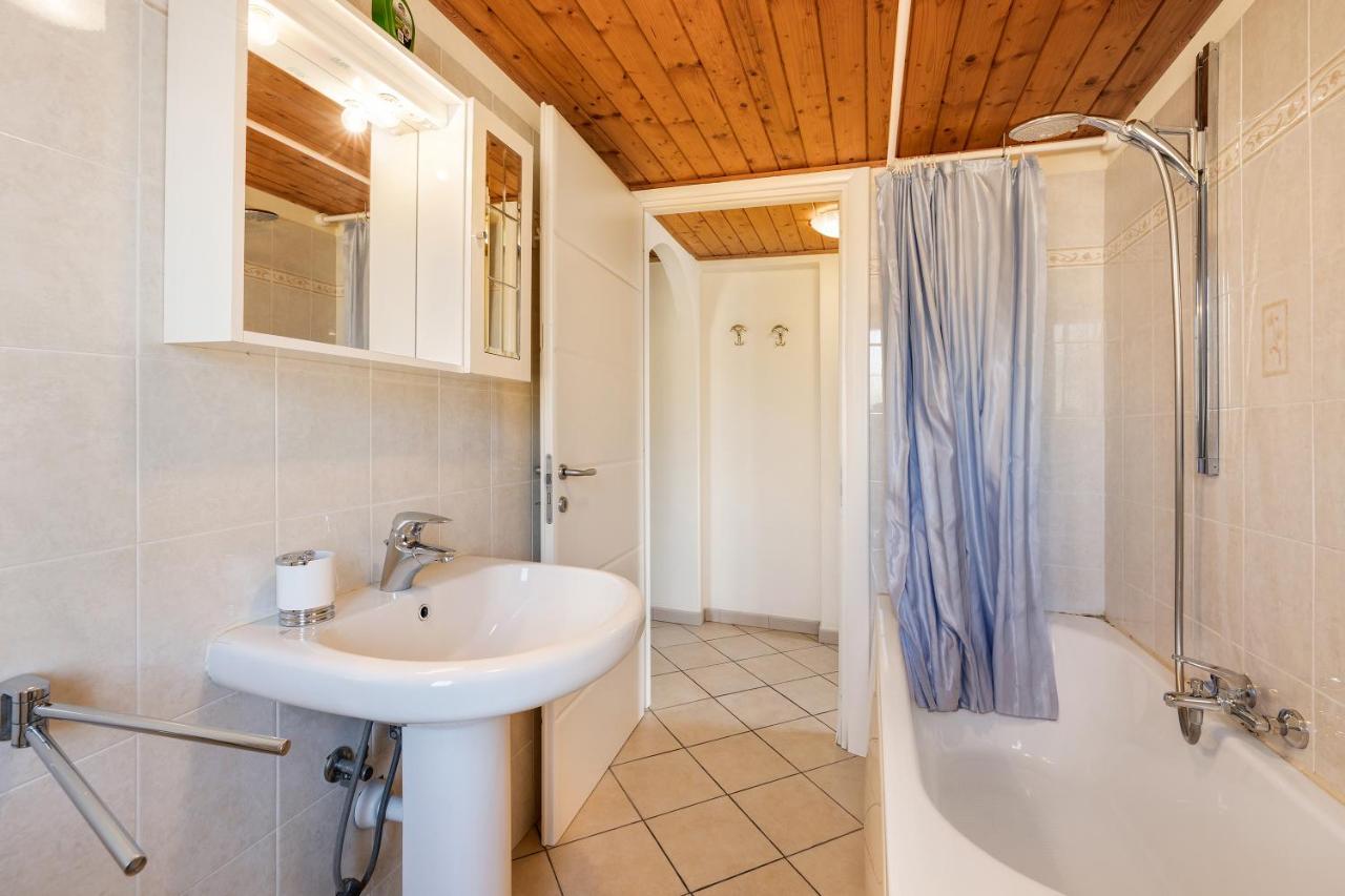 La Casa Di Lady Apartman Ceriale Kültér fotó